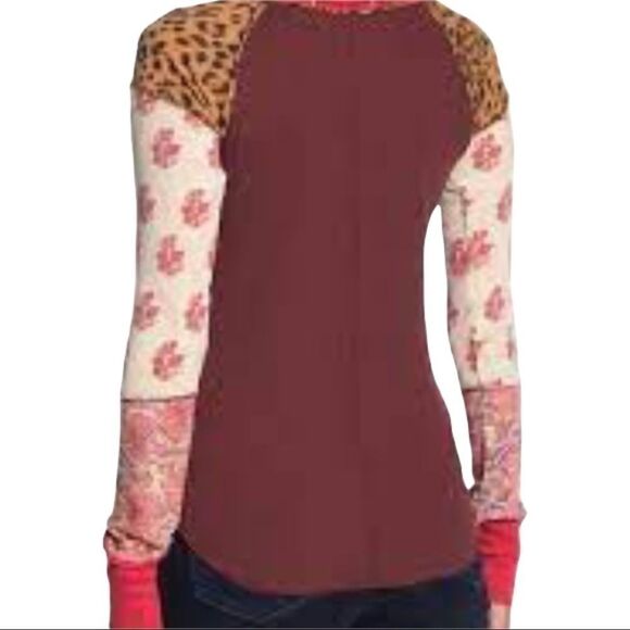 We The Free Women’s Bright Side Knit Mixed Media Thermal Top in the Size XS - Picture 4 of 9